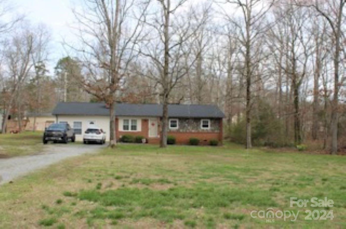 207 Gold Branch Road Property Photo