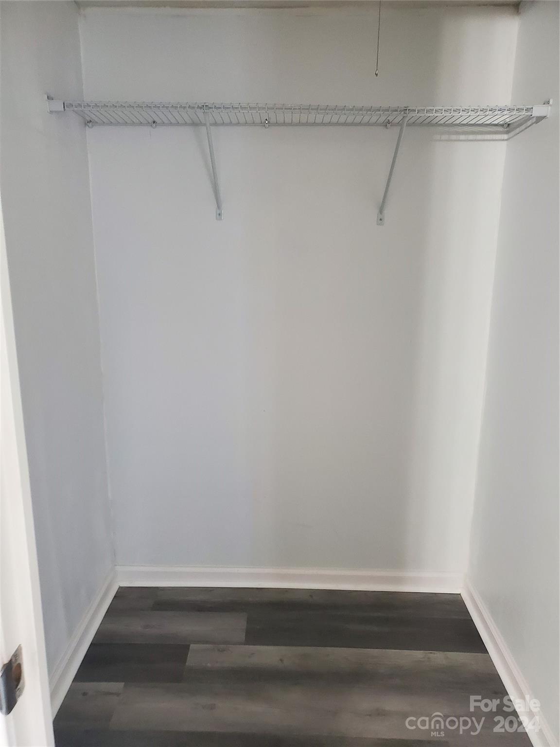 230 Ellen Street Property Photo 10