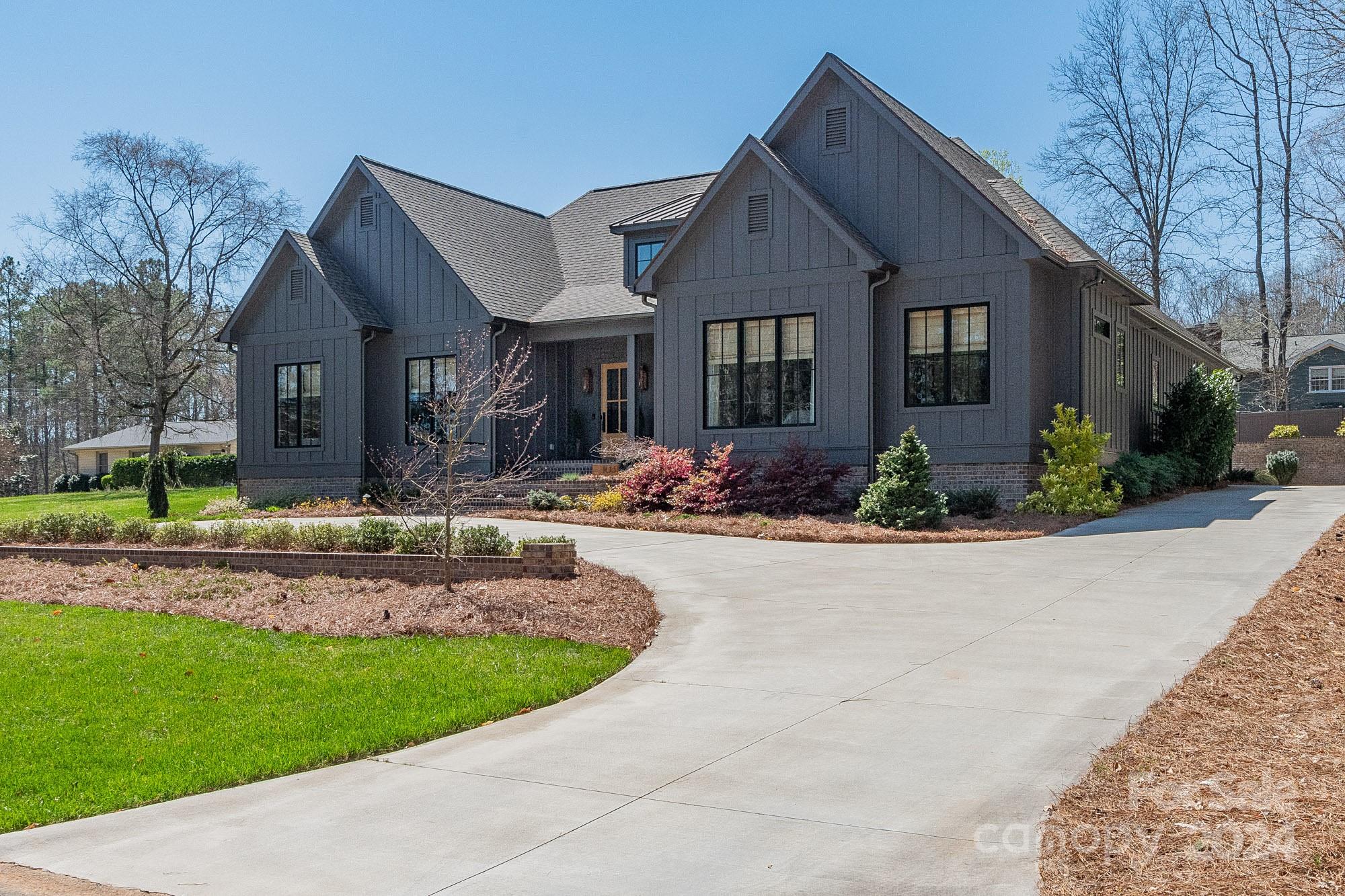 Davidson County Real Estate Listings Main Image