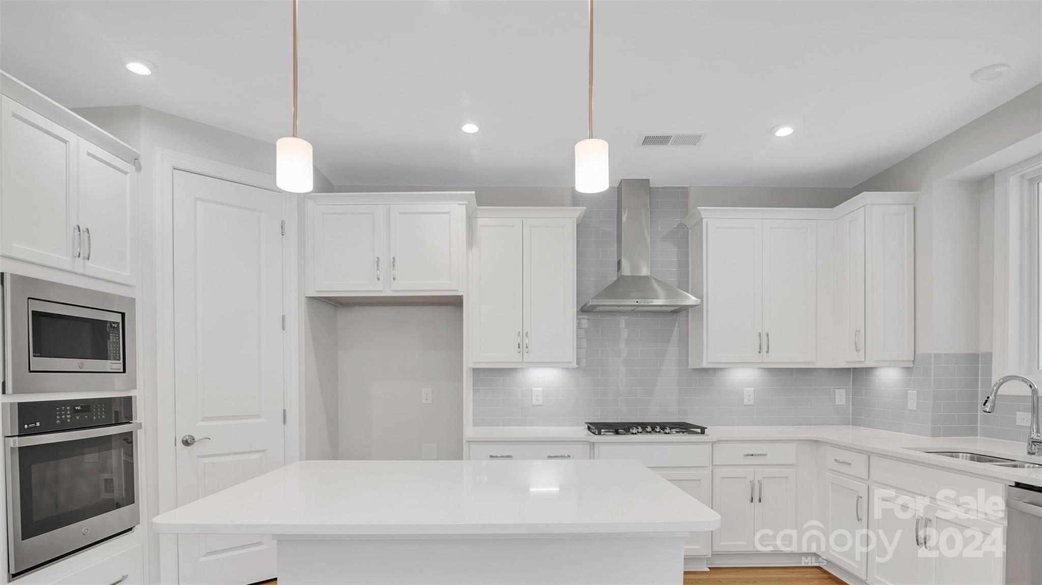3045 Trace Meadow Court Property Photo 4