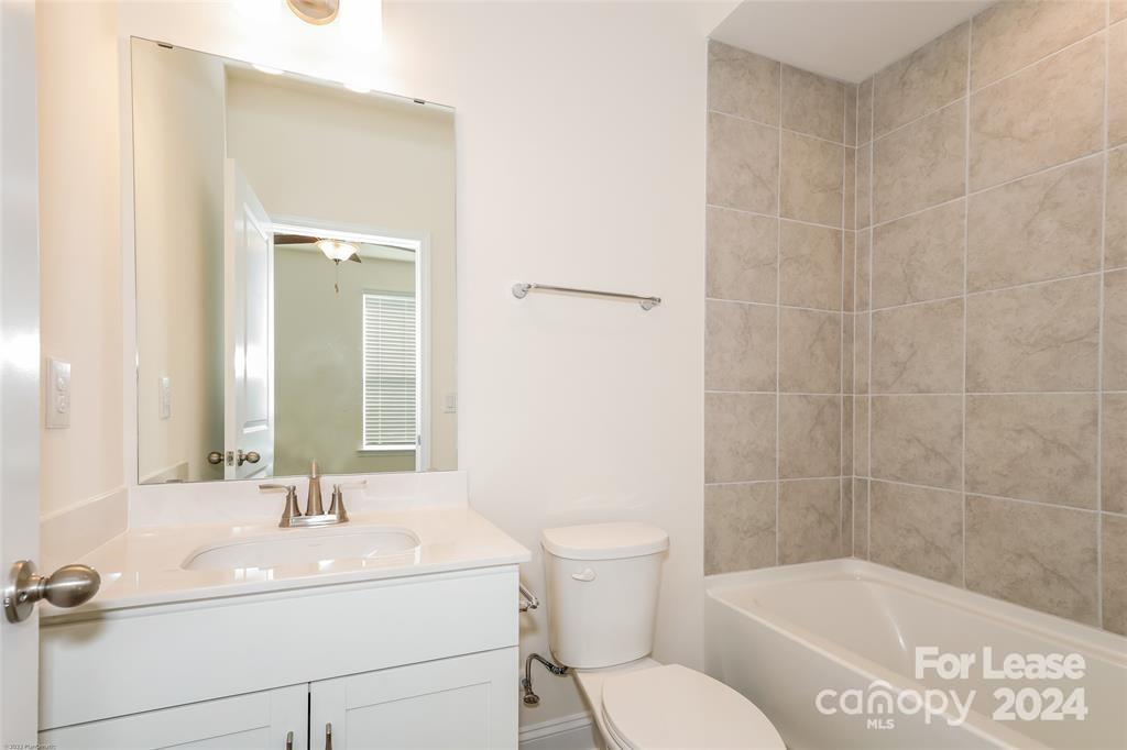 2107 S Mission Lane C5 Property Photo 12