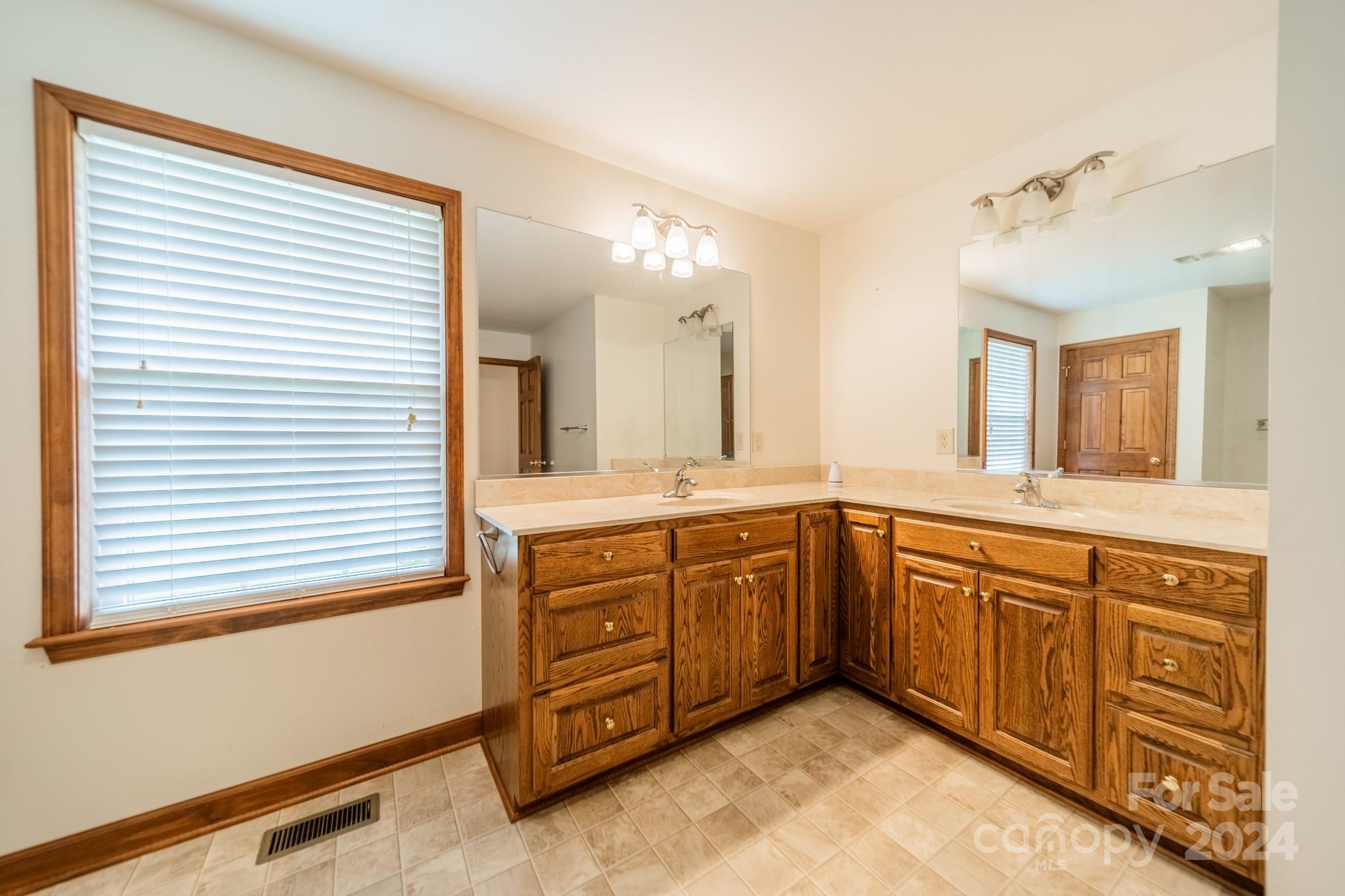 24686 Barbees Grove Road Property Photo 20