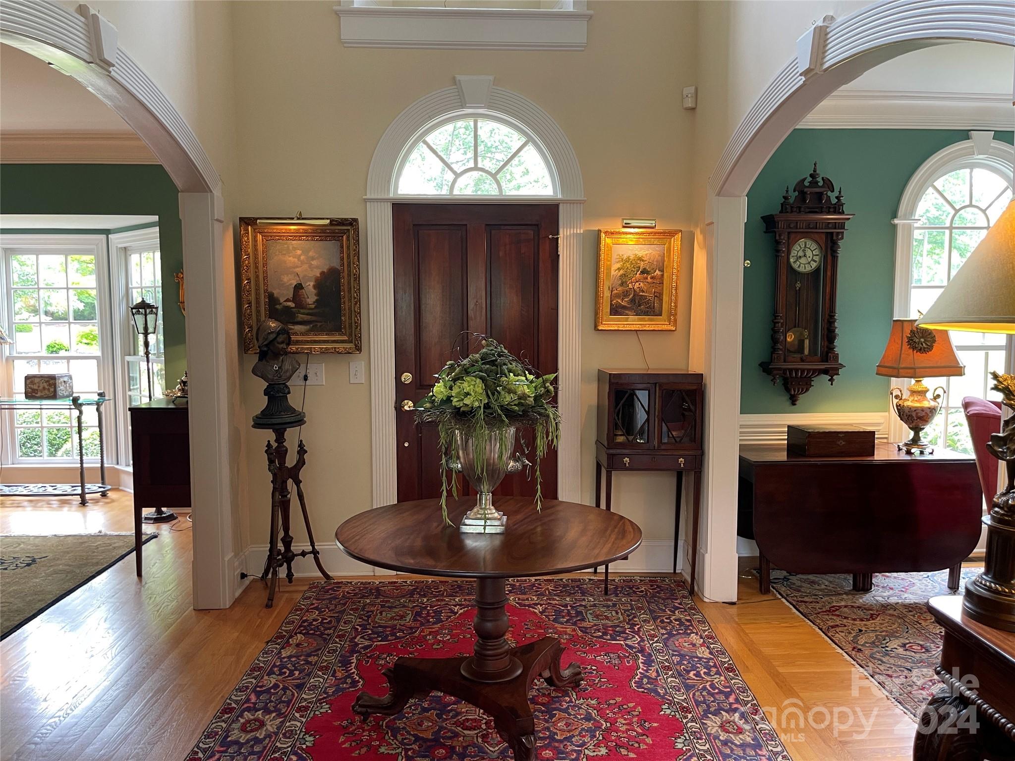 500 Muirfield Drive Property Photo 4