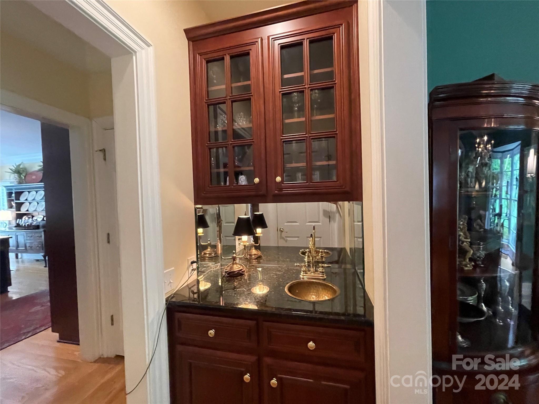 500 Muirfield Drive Property Photo 8