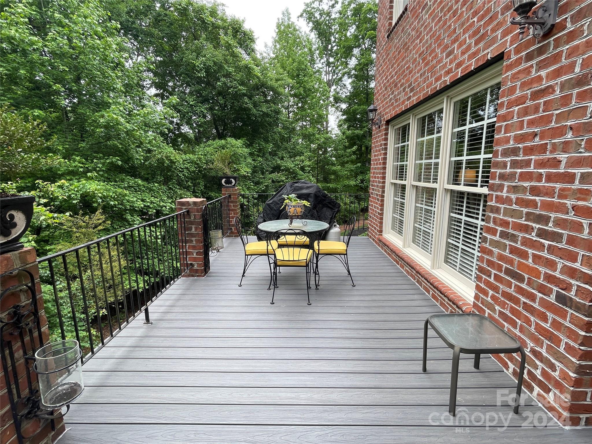 500 Muirfield Drive Property Photo 29