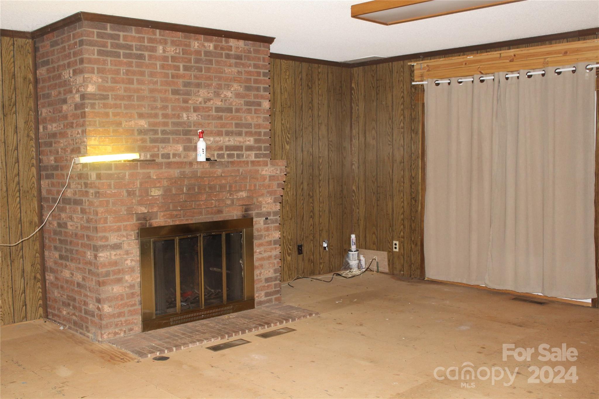 1665 Zion Road Property Photo 11
