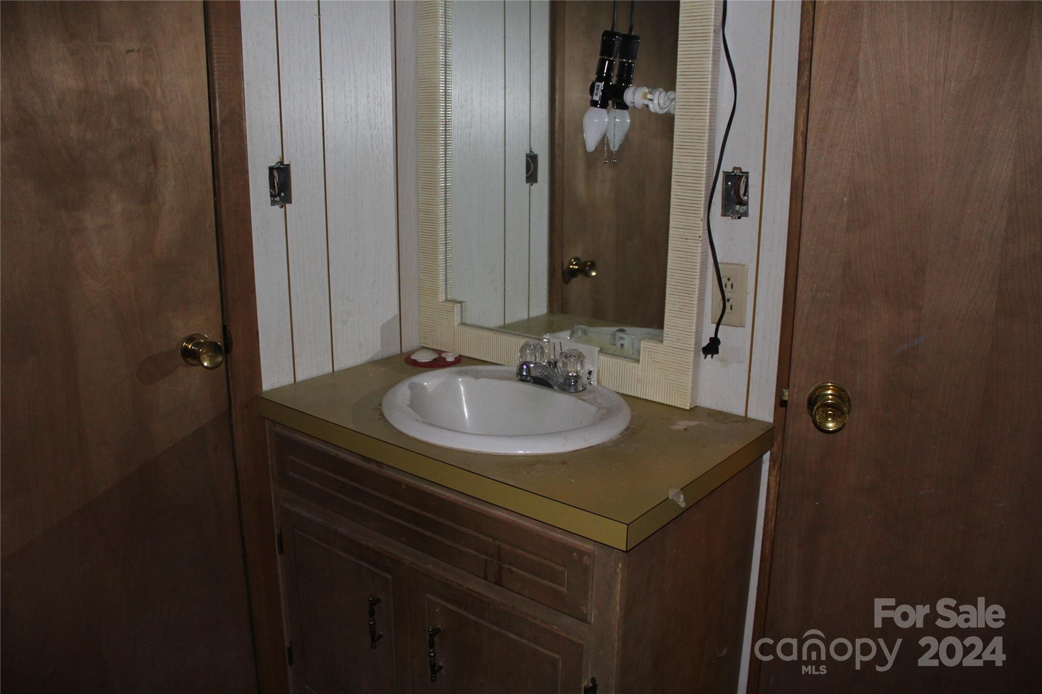 1665 Zion Road Property Photo 27