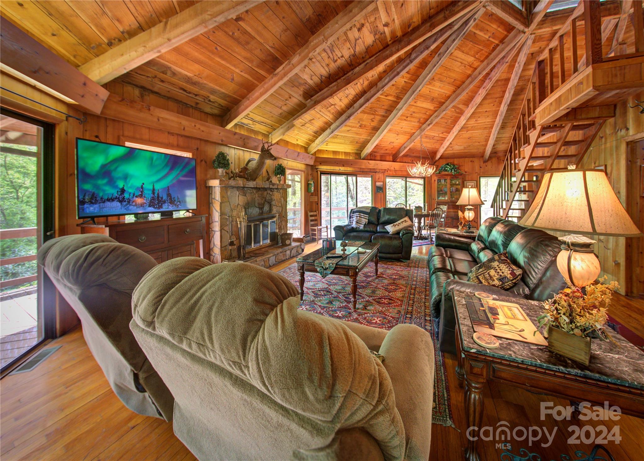 565 Winterstar Loop Property Photo 2