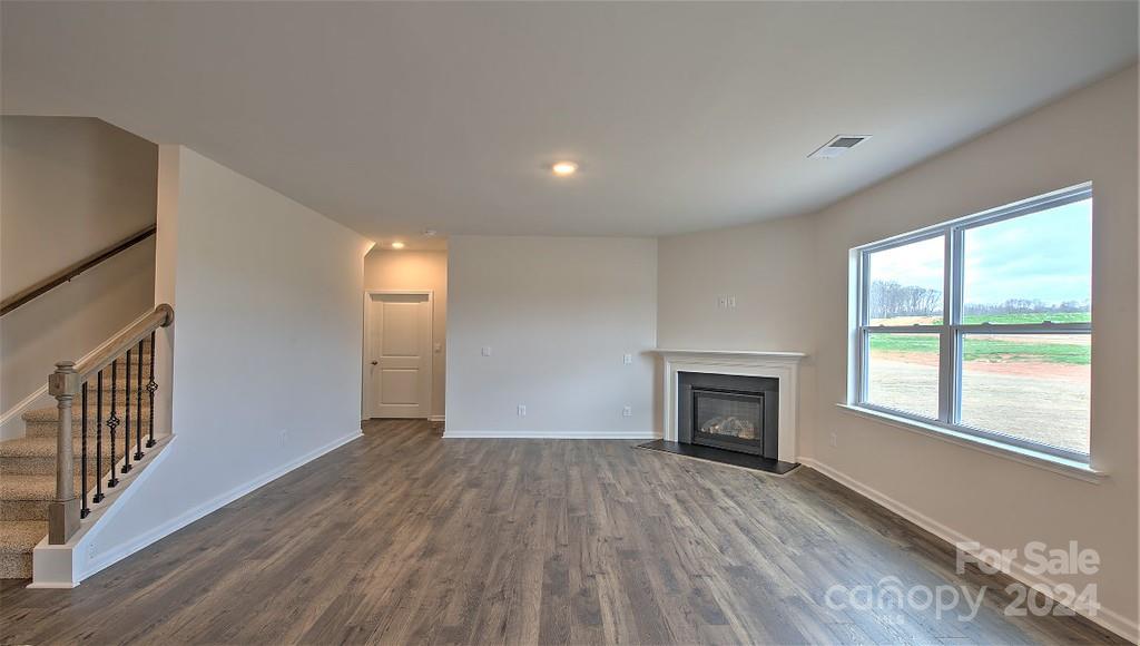 572 Country Oak Drive Property Photo 14