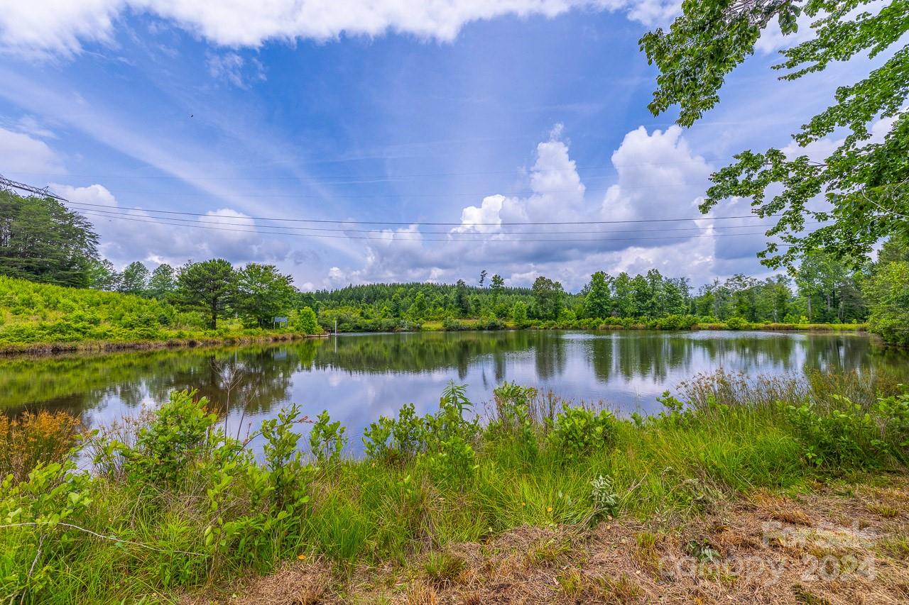 73 Pond View Road 66 Property Photo 8