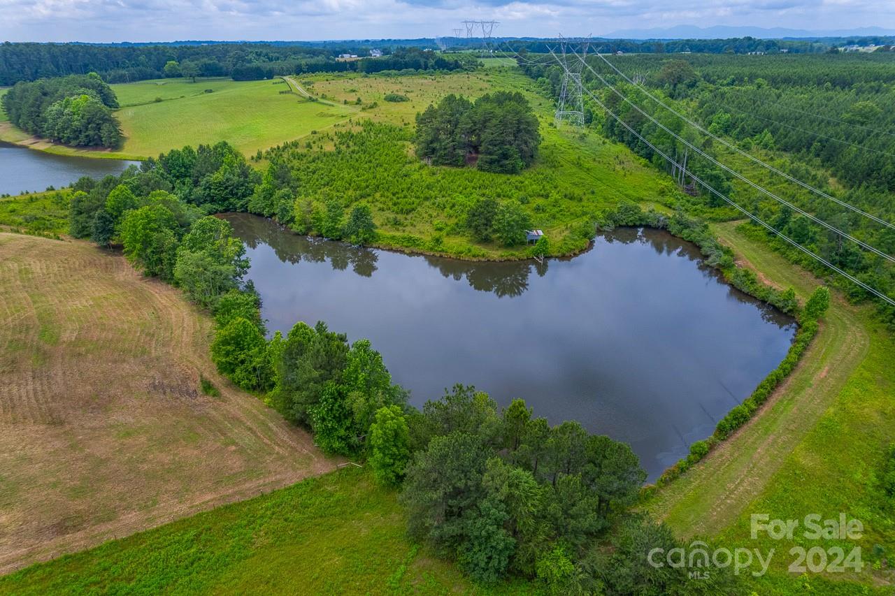 73 Pond View Road 66 Property Photo 13