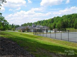 160 George Landing Property Photo 4