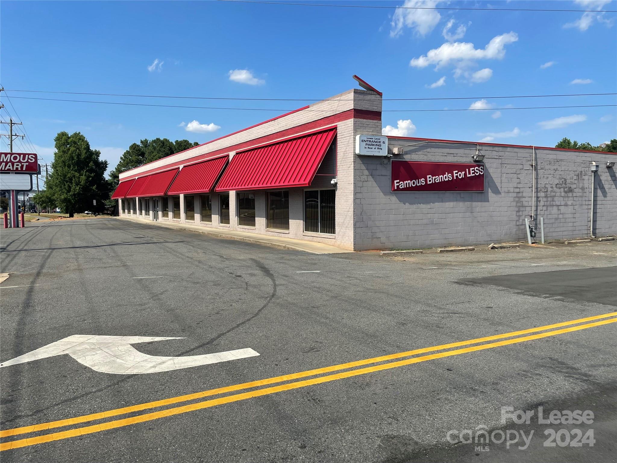 6600 N Tryon Street Property Photo 3