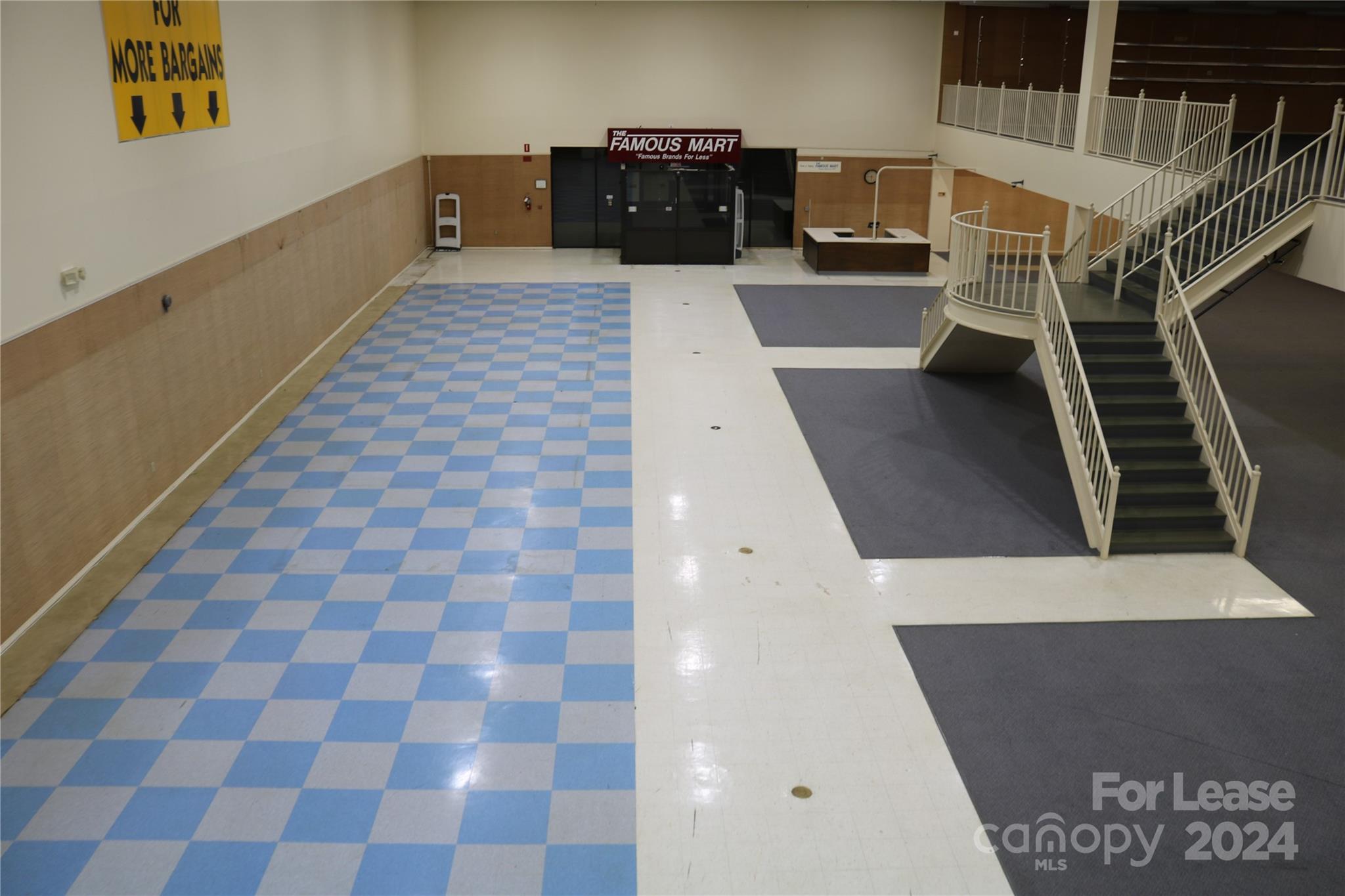 6600 N Tryon Street Property Photo 4