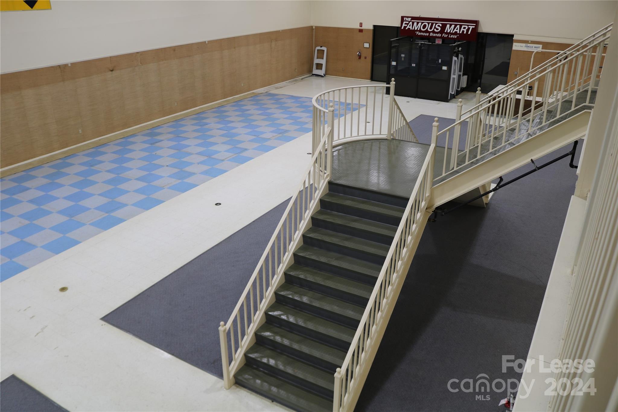6600 N Tryon Street Property Photo 6