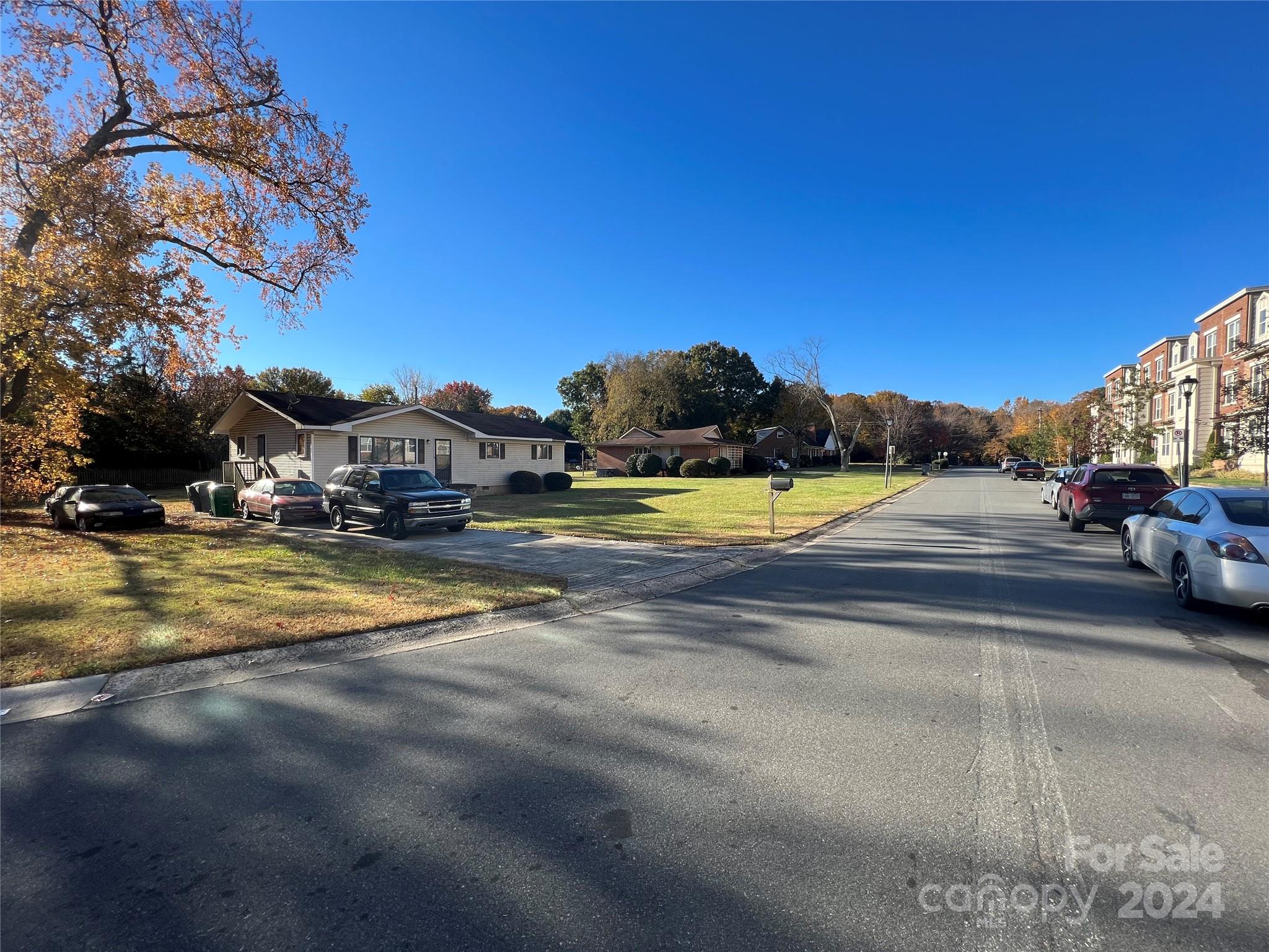 9416 Sandburg Avenue Property Photo