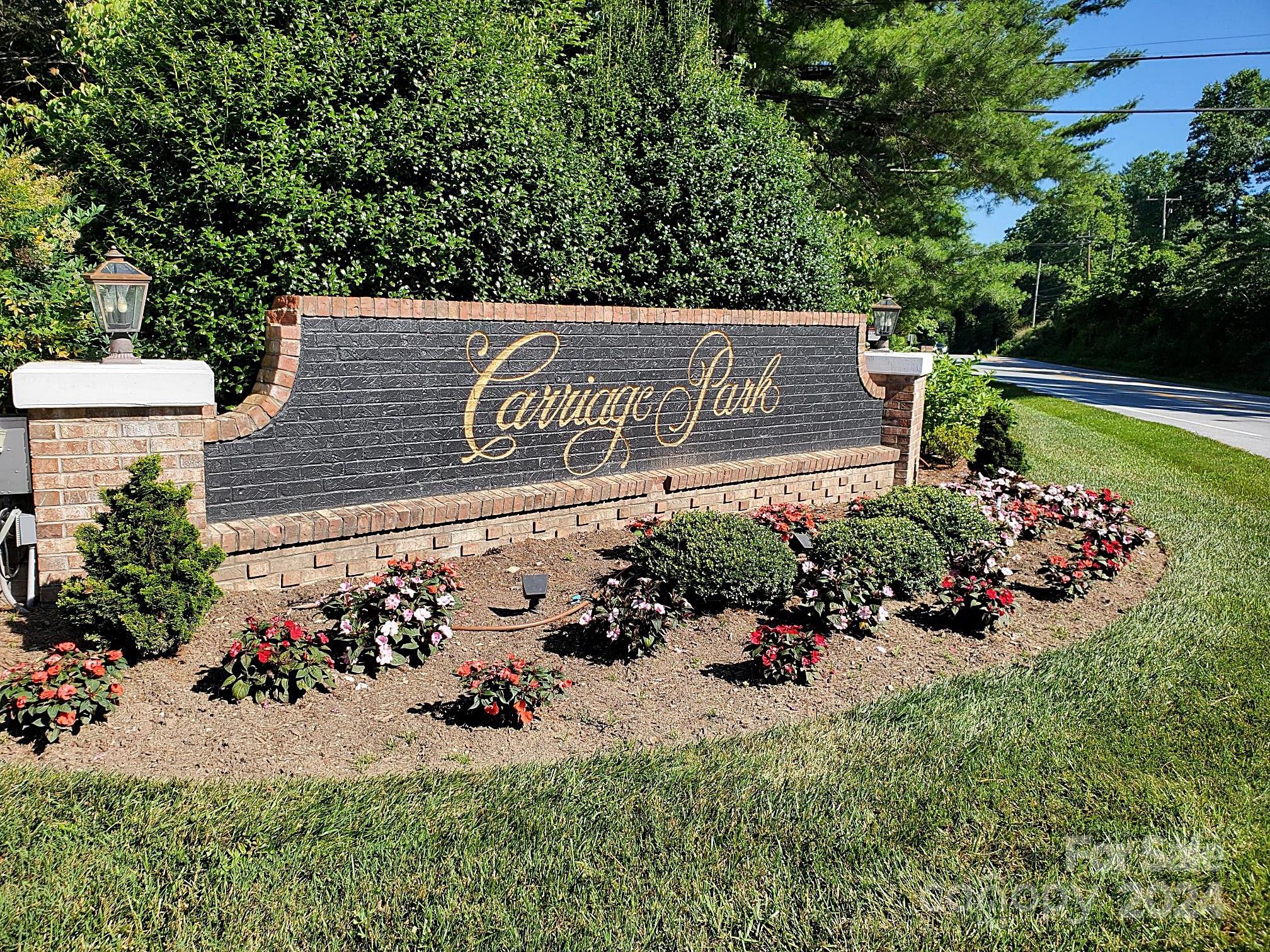 101 Wood Owl Court Property Photo