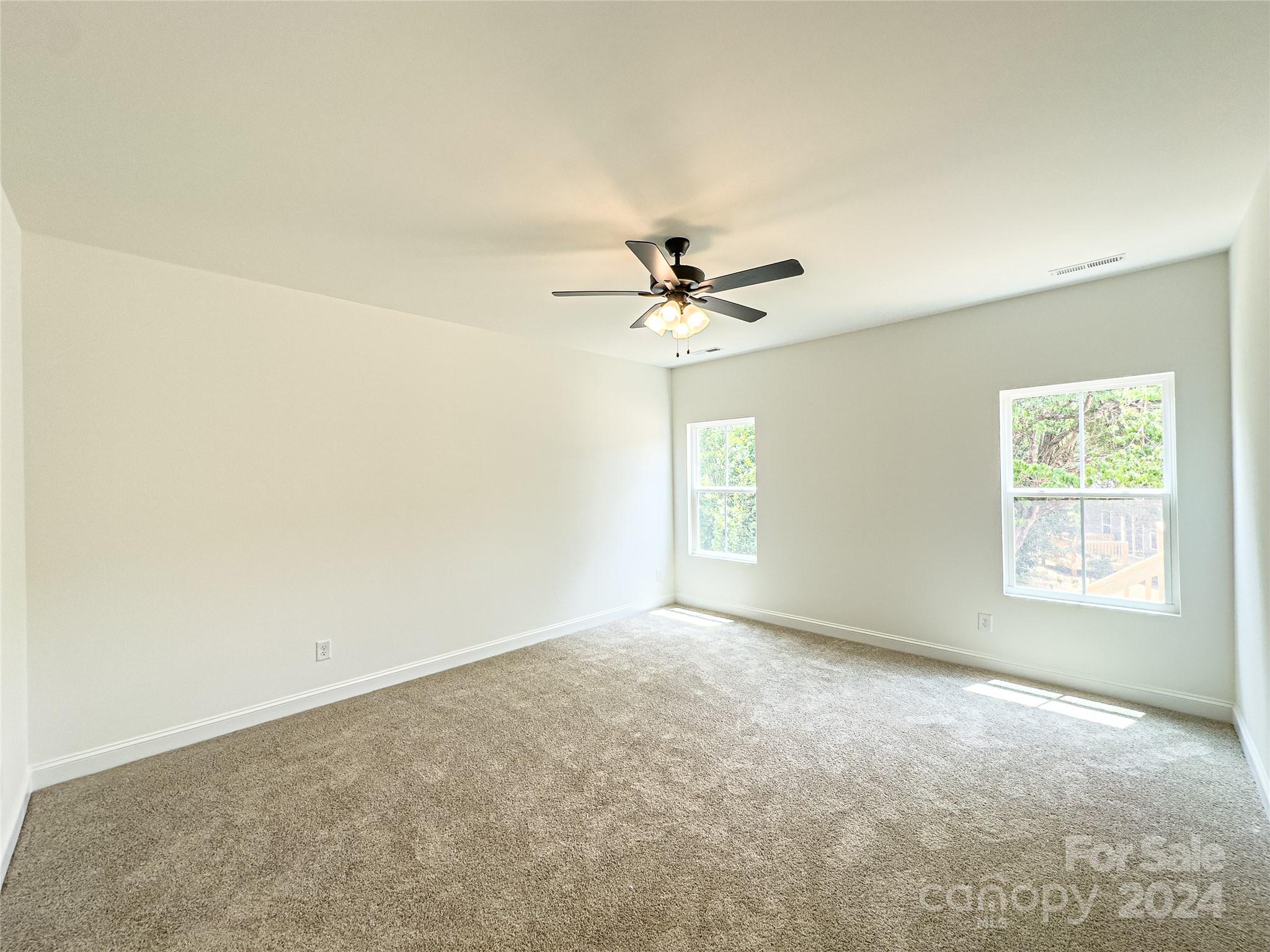 608 Wyoming Drive Property Photo 9