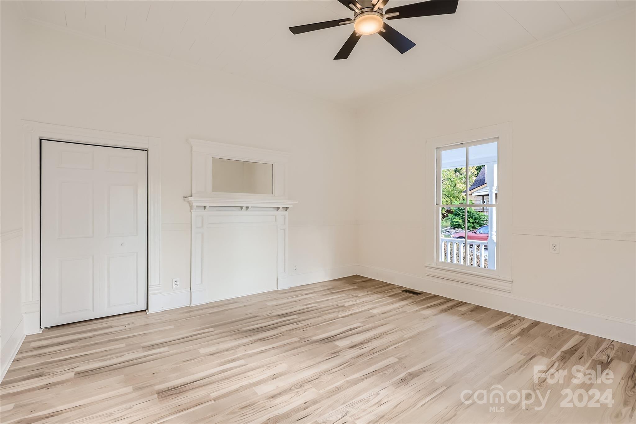 1228 N Main Street Property Photo 17