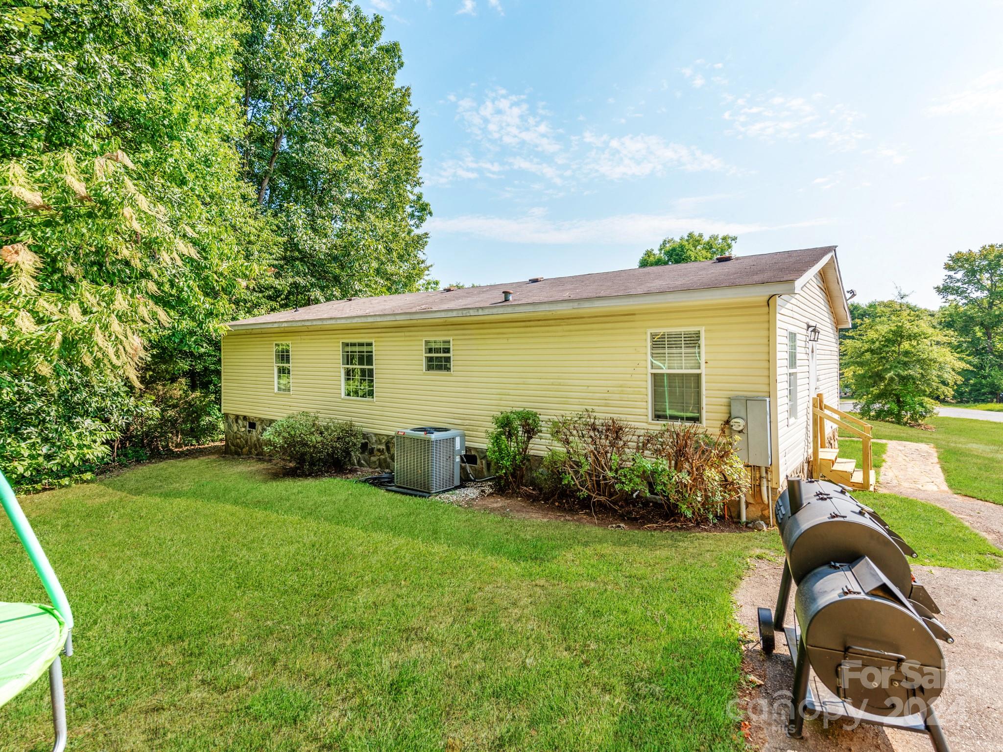 2353 Sweet Pea Lane Property Photo 7