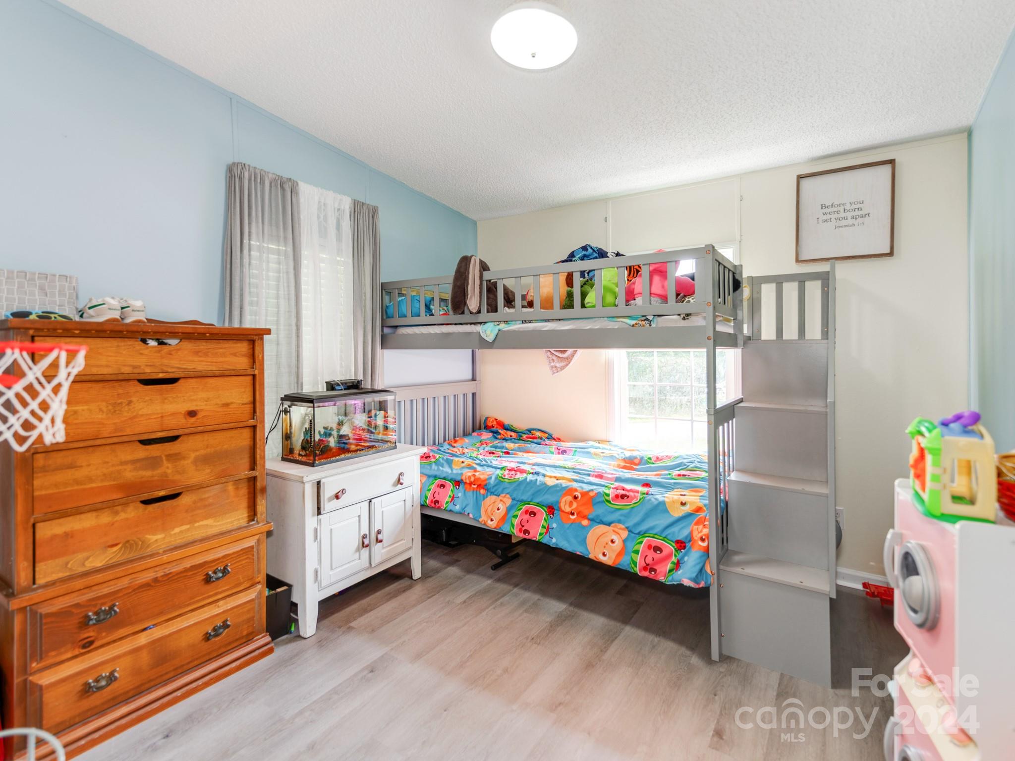 2353 Sweet Pea Lane Property Photo 8