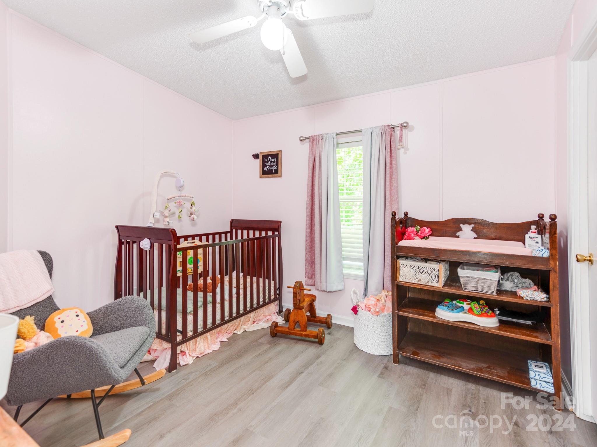 2353 Sweet Pea Lane Property Photo 10