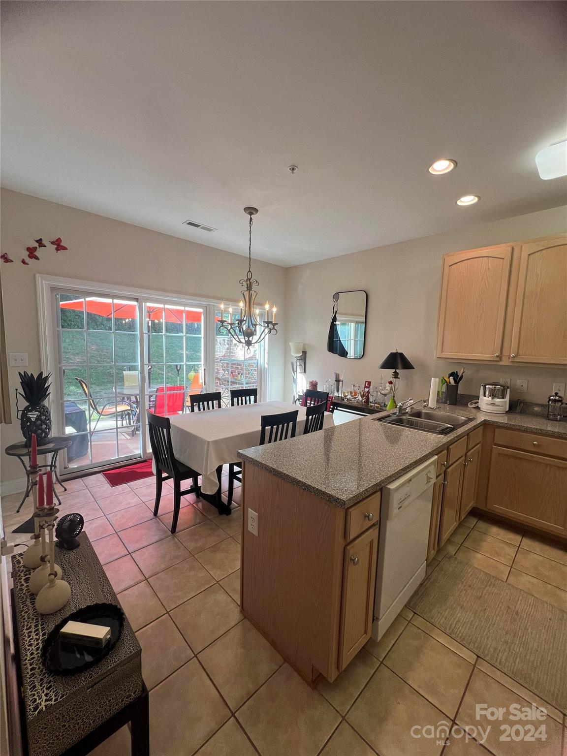 1376 21st Avenue Property Photo 5