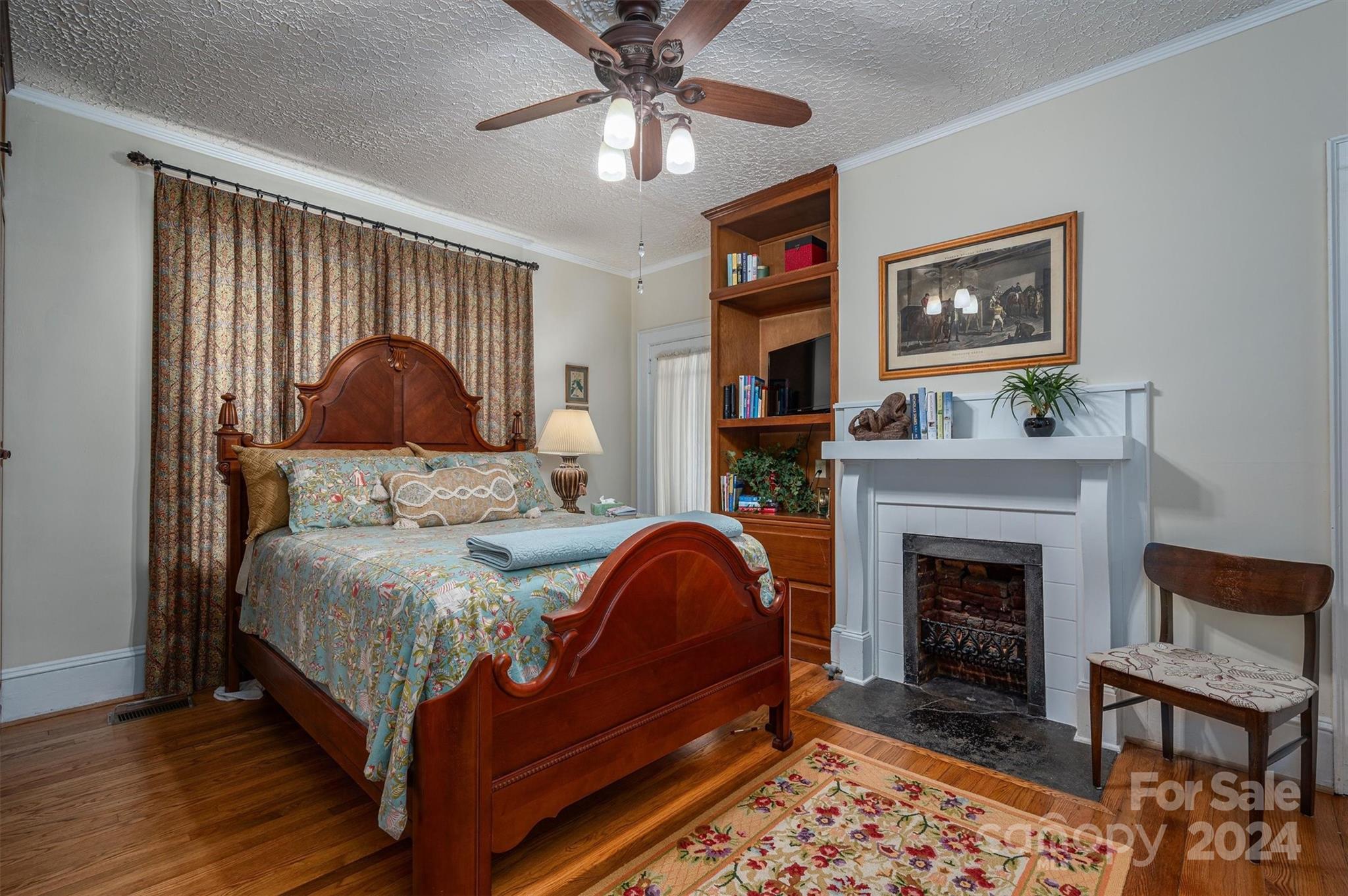 724 N Aspen Street Property Photo 28