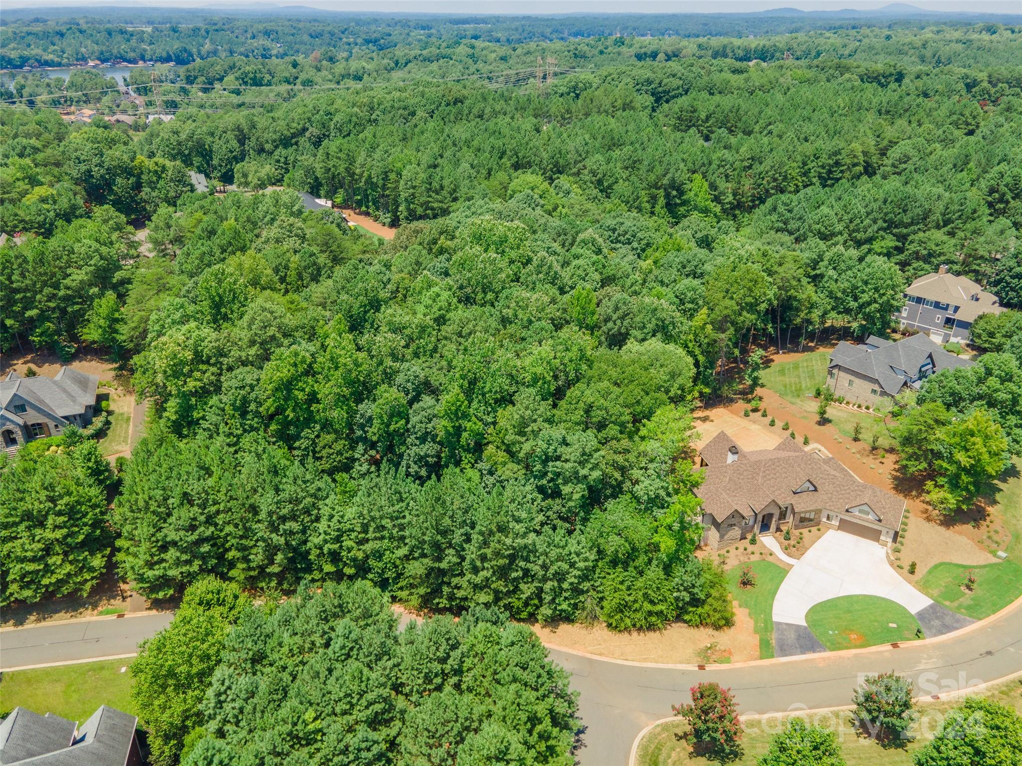 3200 Lake Pointe Drive Property Photo