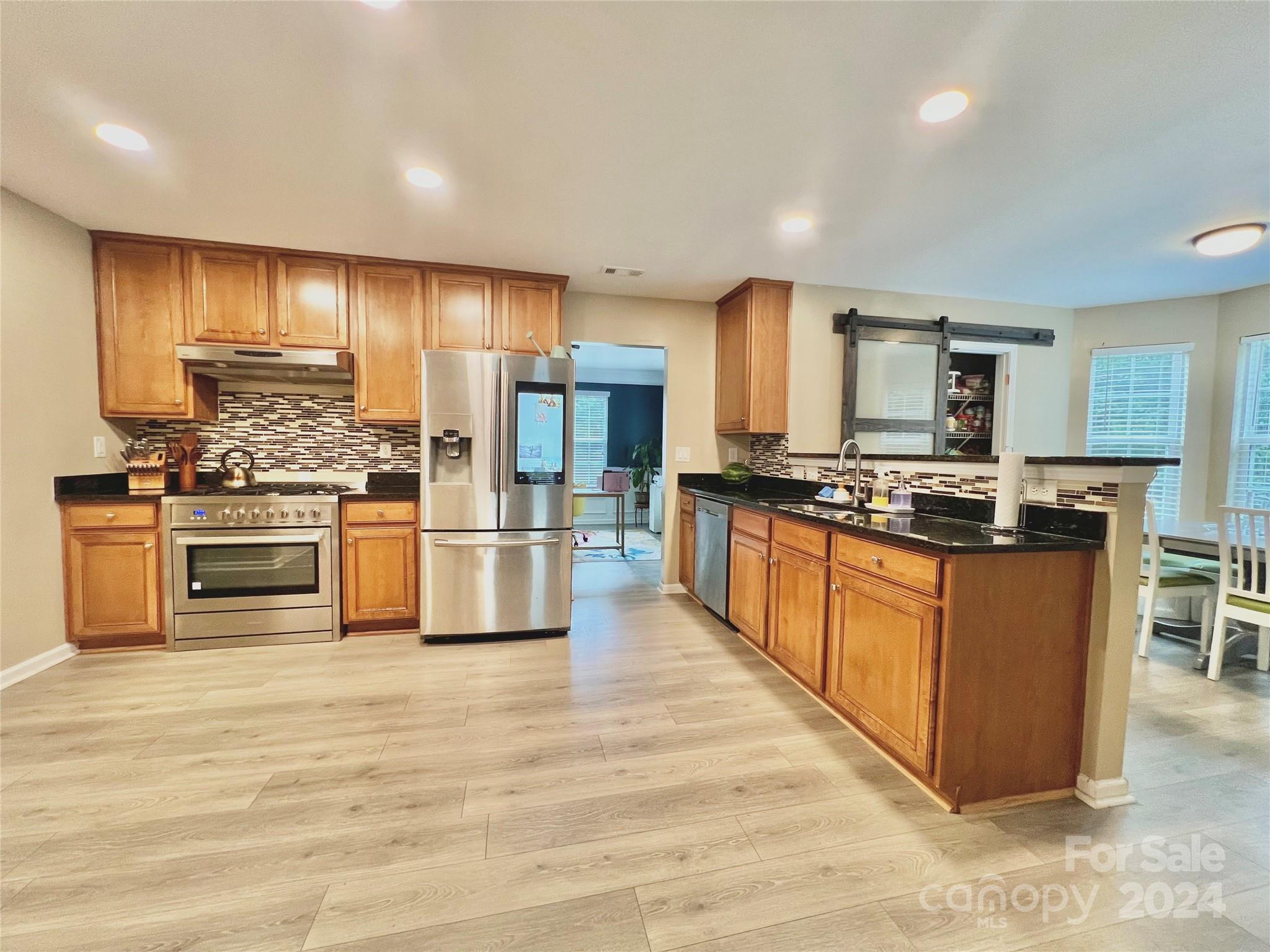 4141 Deerfield Drive Property Photo 7