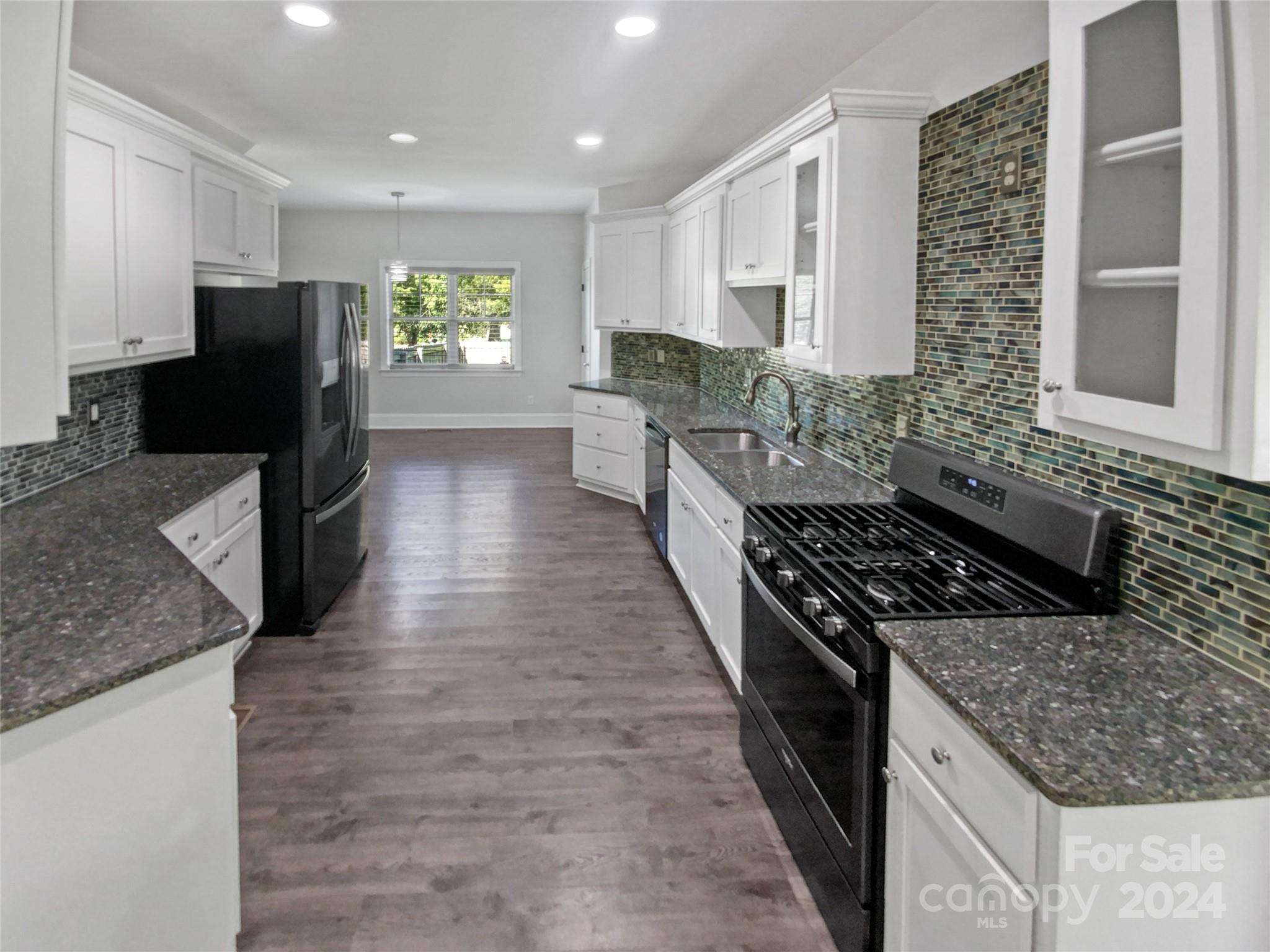 1319 Baucom Road Property Photo 2