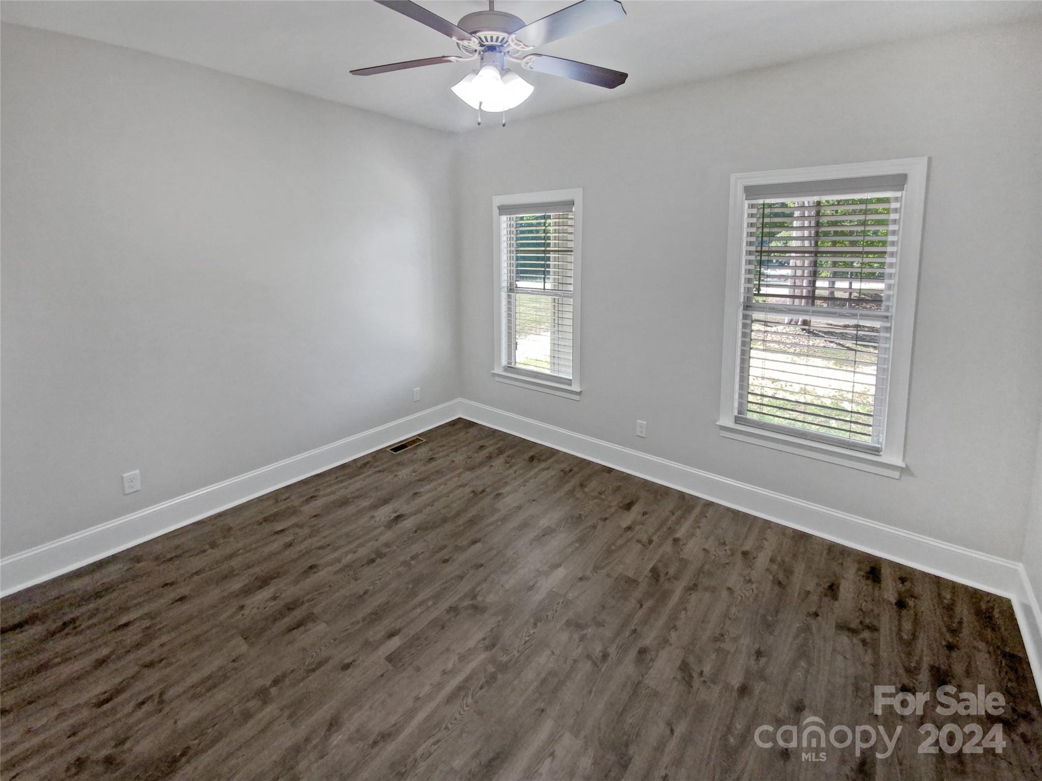 1319 Baucom Road Property Photo 3