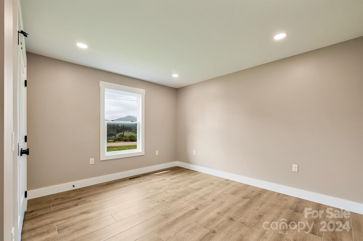 35 Overlook Drive 30 Property Photo 15