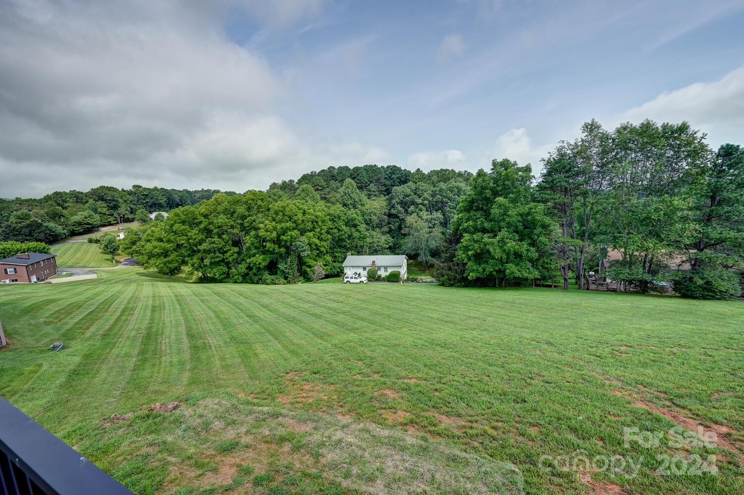 35 Overlook Drive 30 Property Photo 27