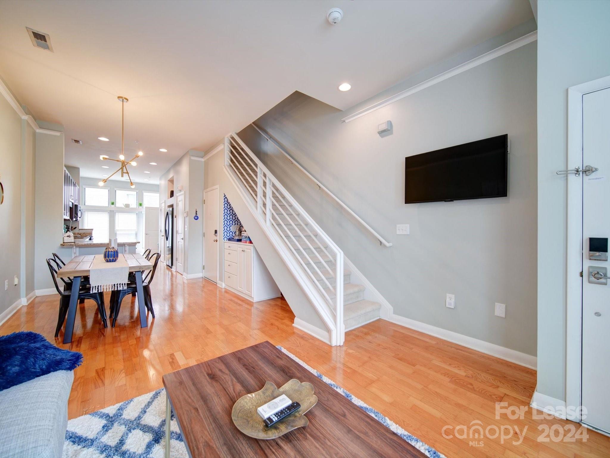 546 New Bern Station Court Property Photo 7