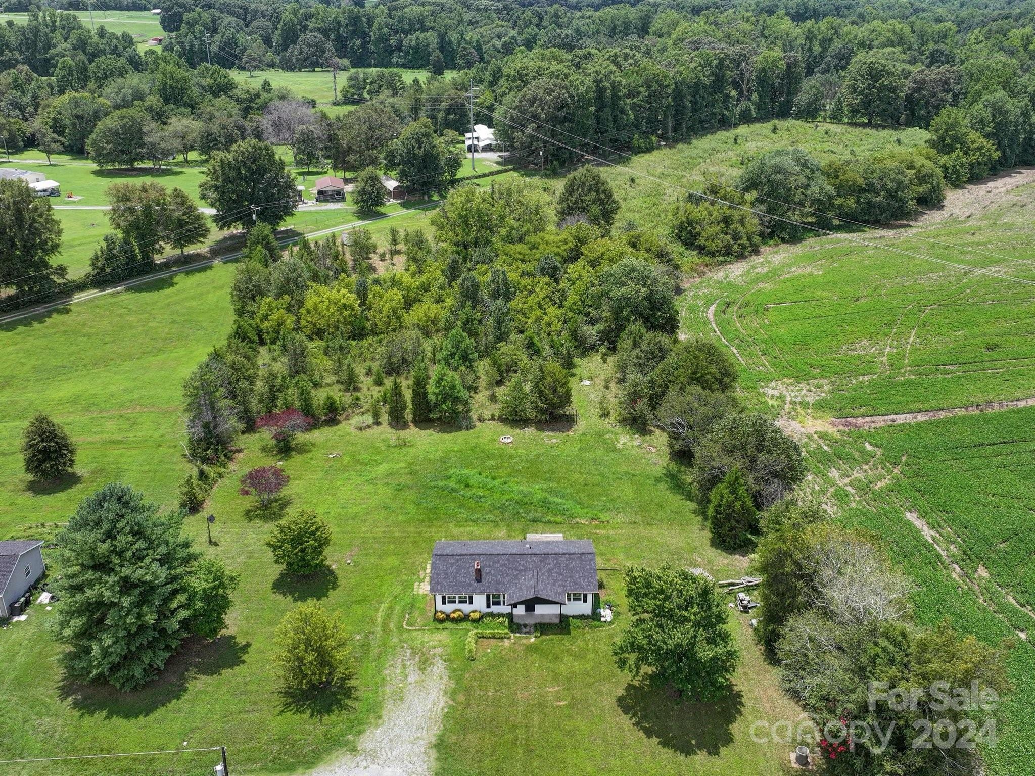 131 Sam Smith Road Property Photo 3