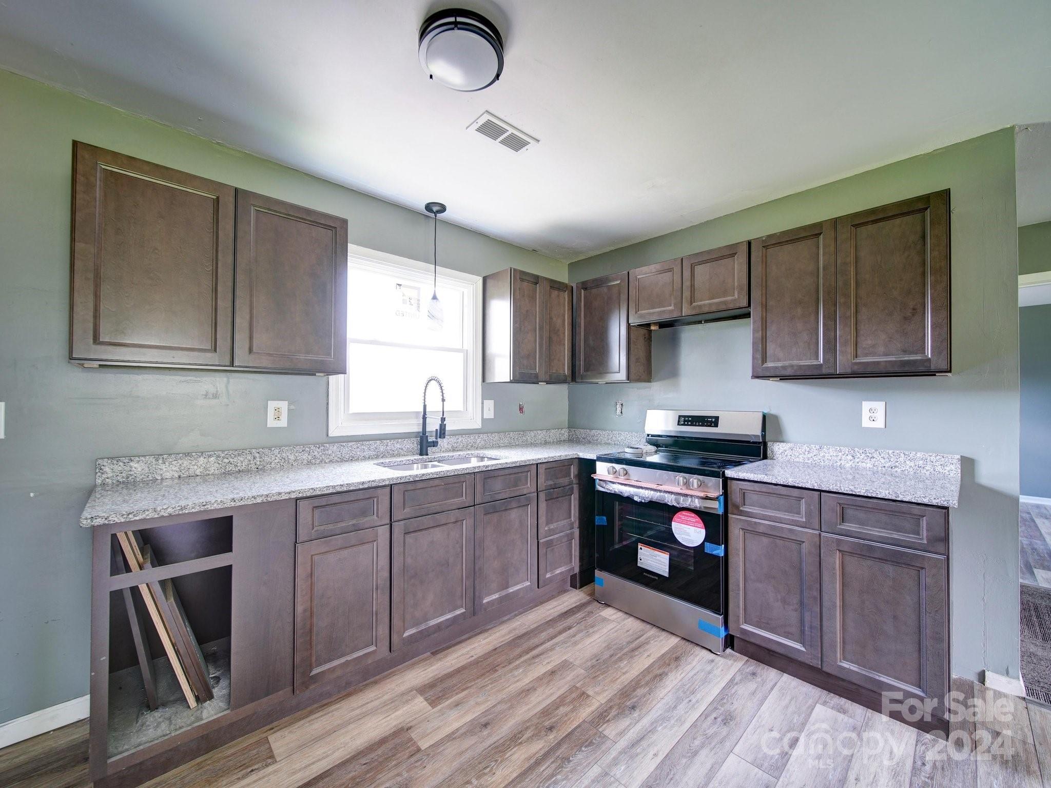 131 Sam Smith Road Property Photo 8