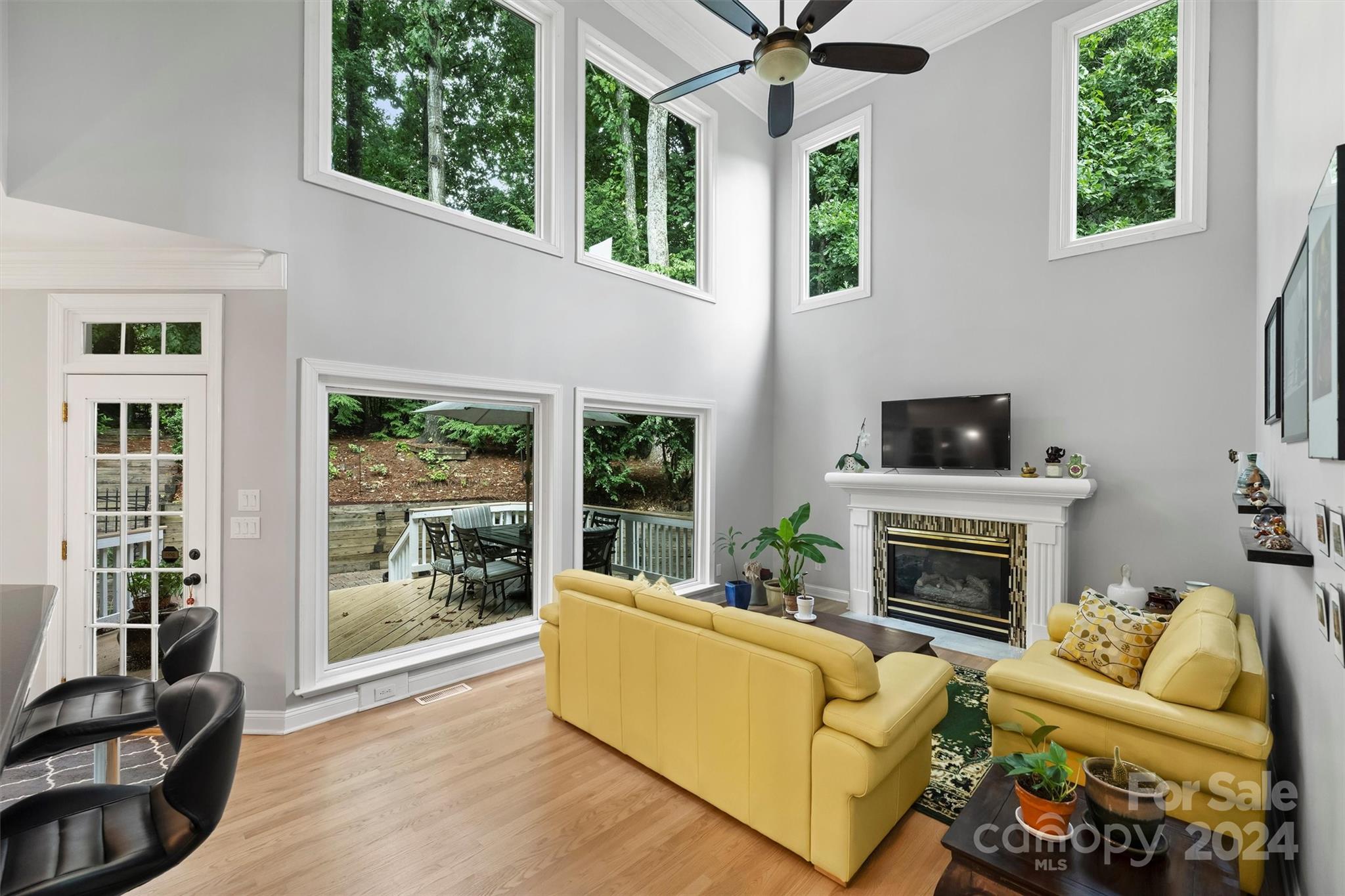 3911 Cambridge Hill Lane Property Photo 11