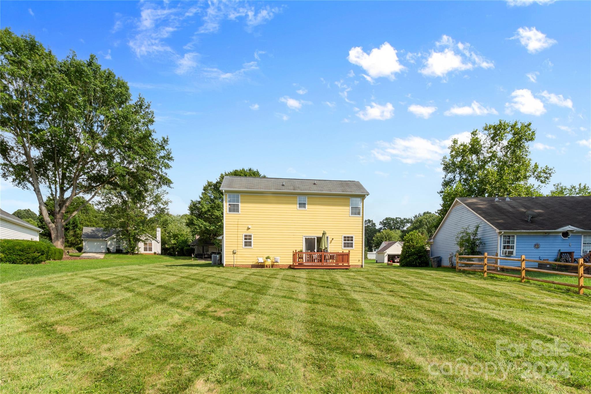 8315 Gidleigh Court Property Photo 3