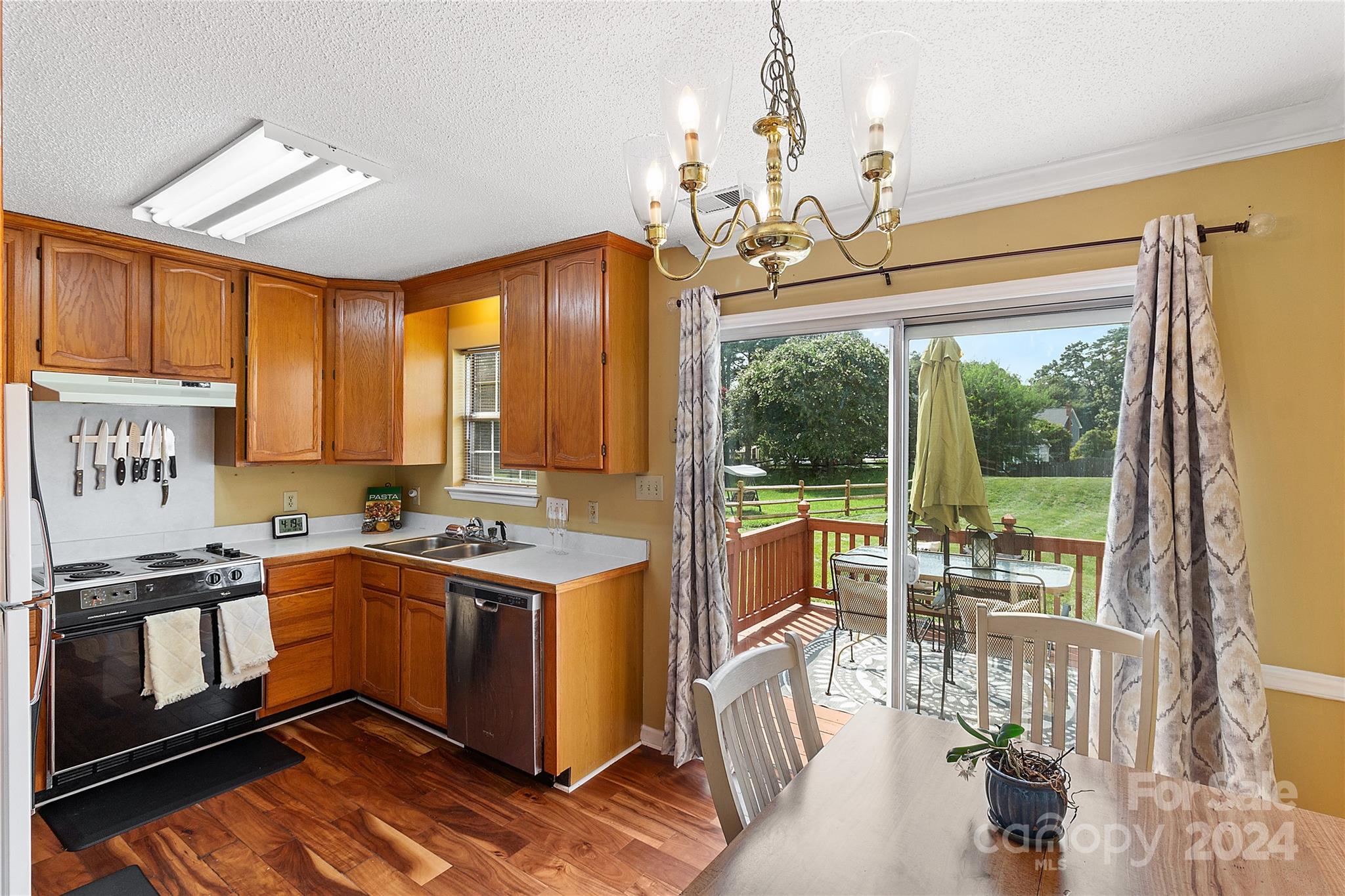 8315 Gidleigh Court Property Photo 14