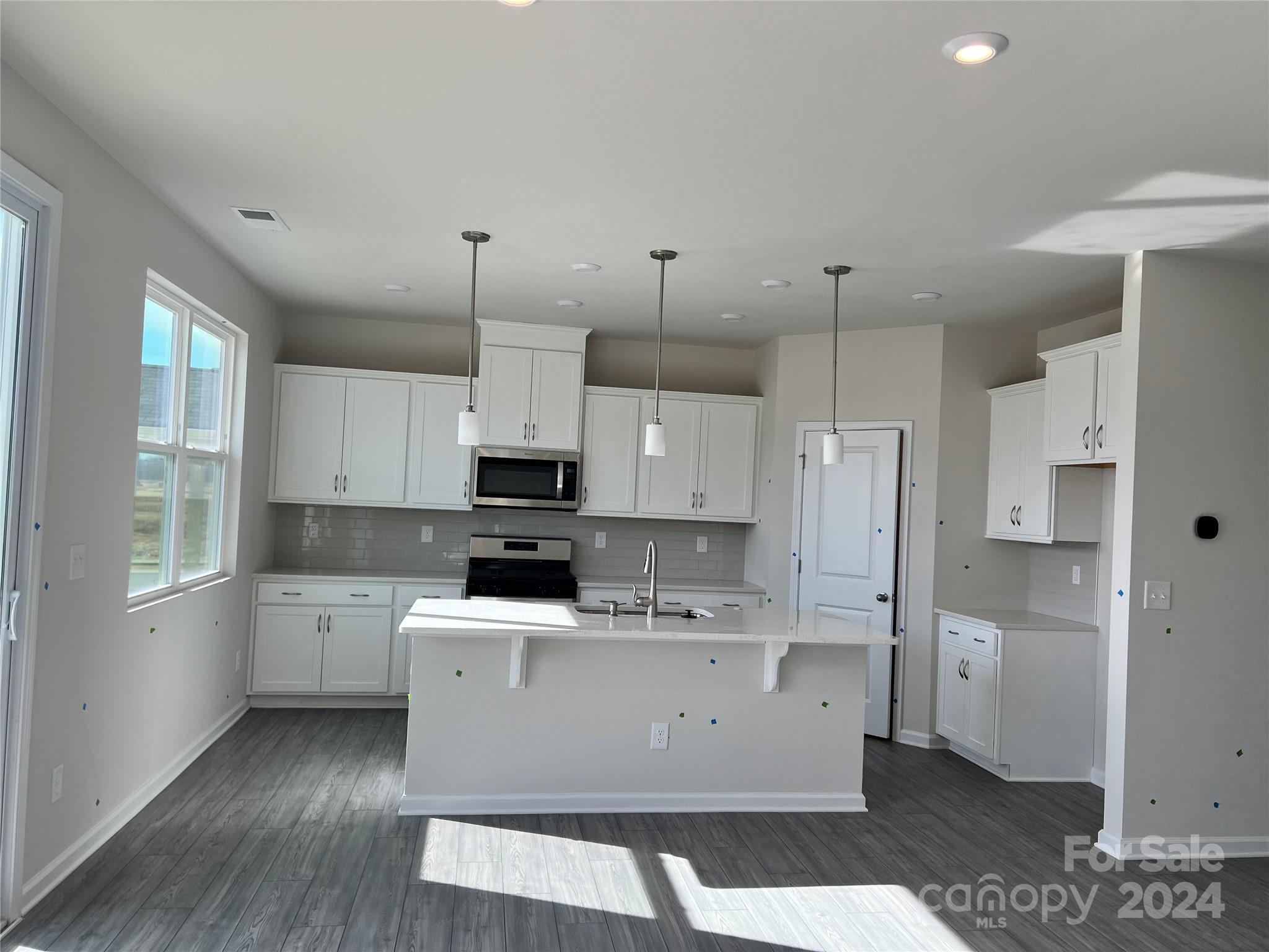 1483 Honey Trail Property Photo 3