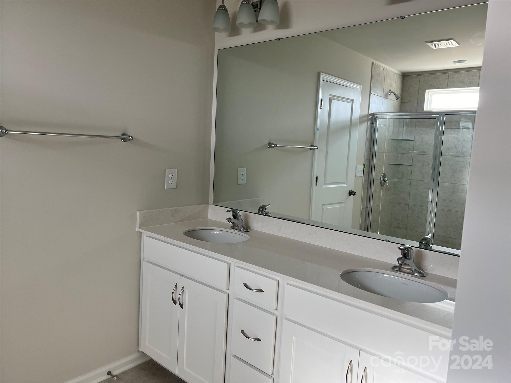 1483 Honey Trail Property Photo 11