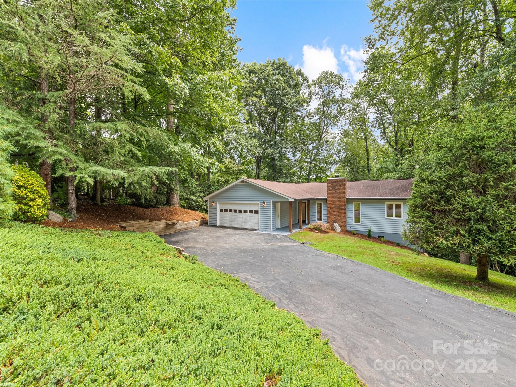 239 Stonebrook Drive Property Photo 2