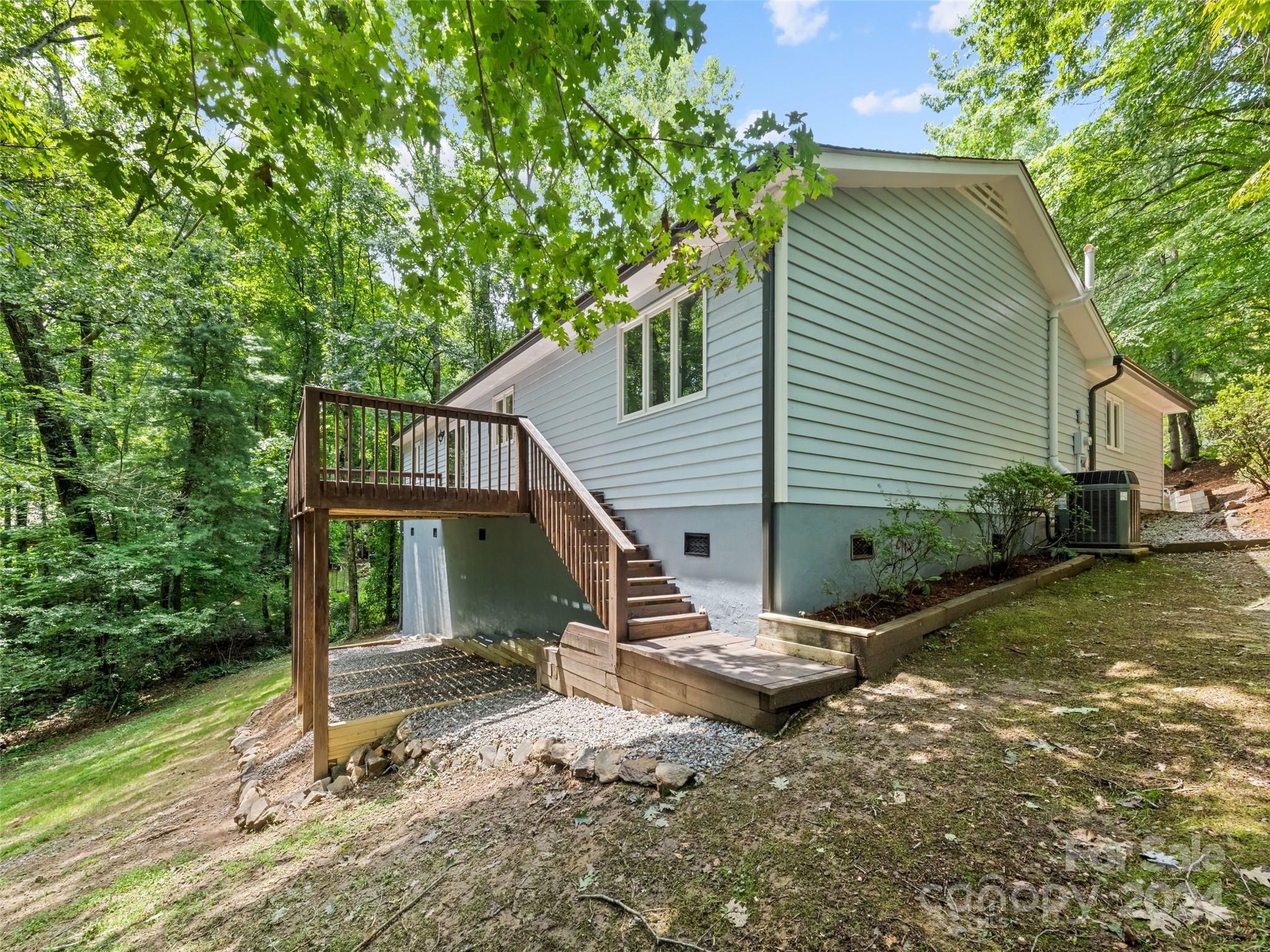 239 Stonebrook Drive Property Photo 25