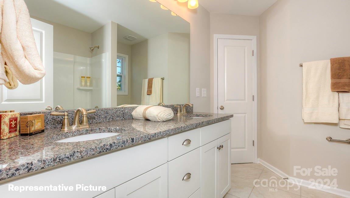 379 Streamwood Road Property Photo 2