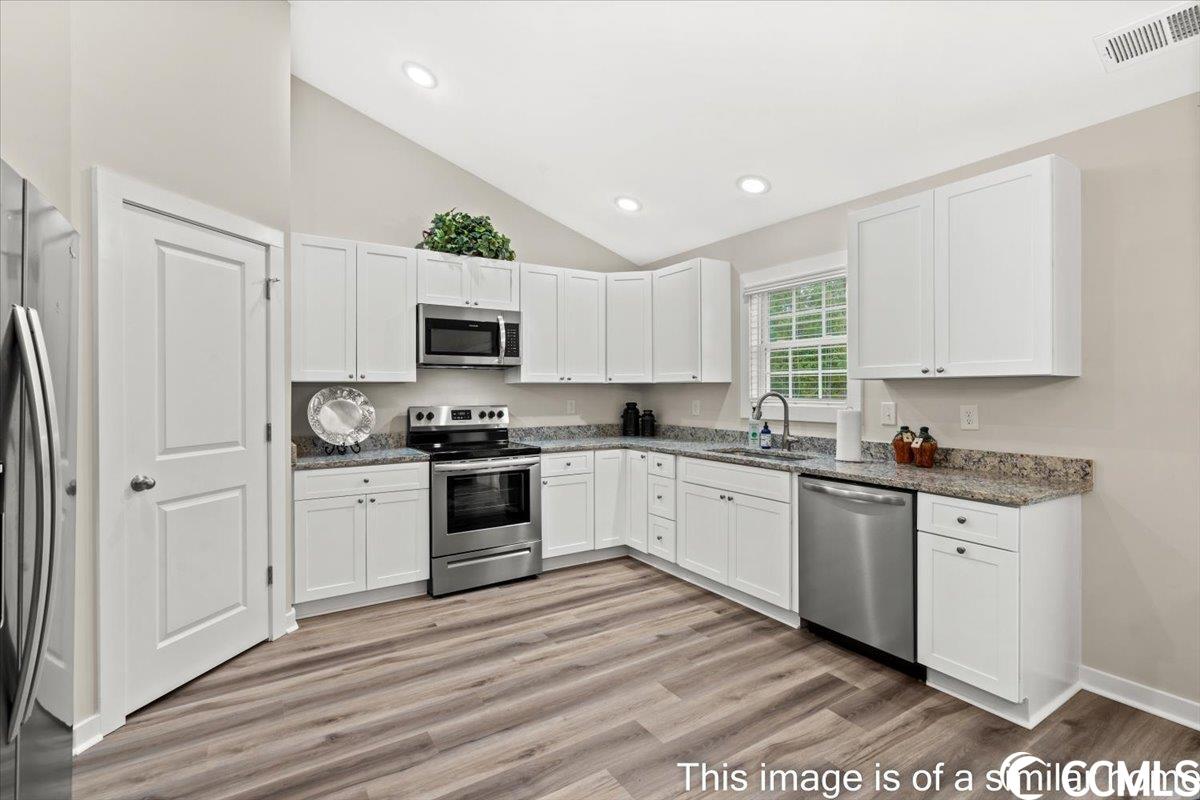 2815 Biscane Ct. Property Photo 4