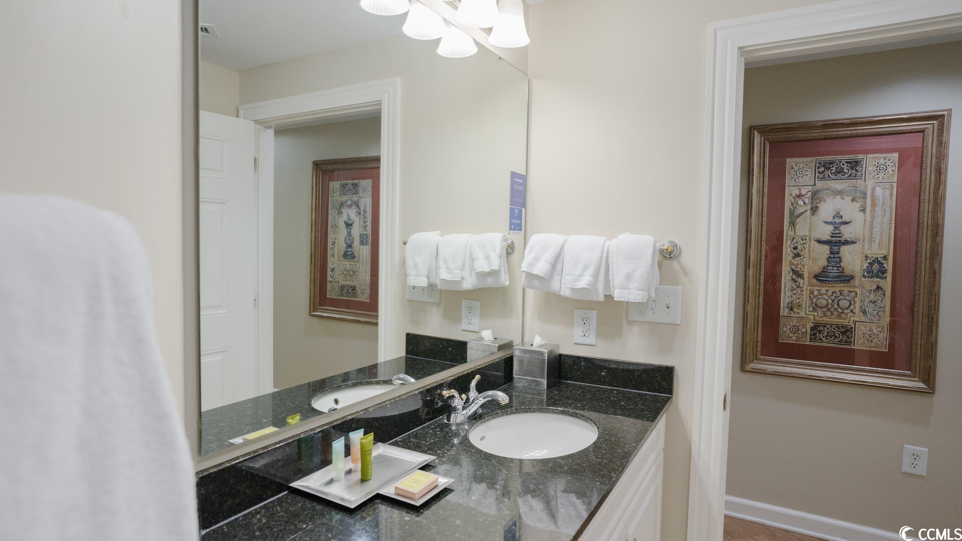 9994 Beach Club Dr. Property Photo 32