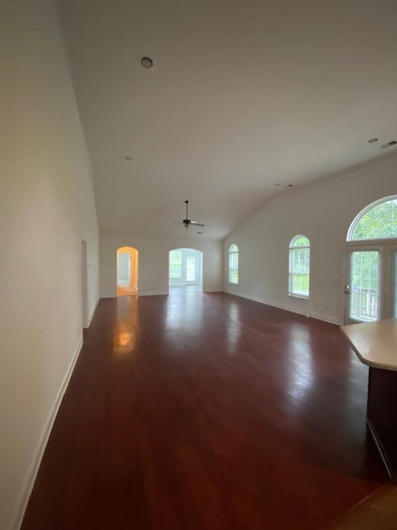 333 William St. Property Photo 3