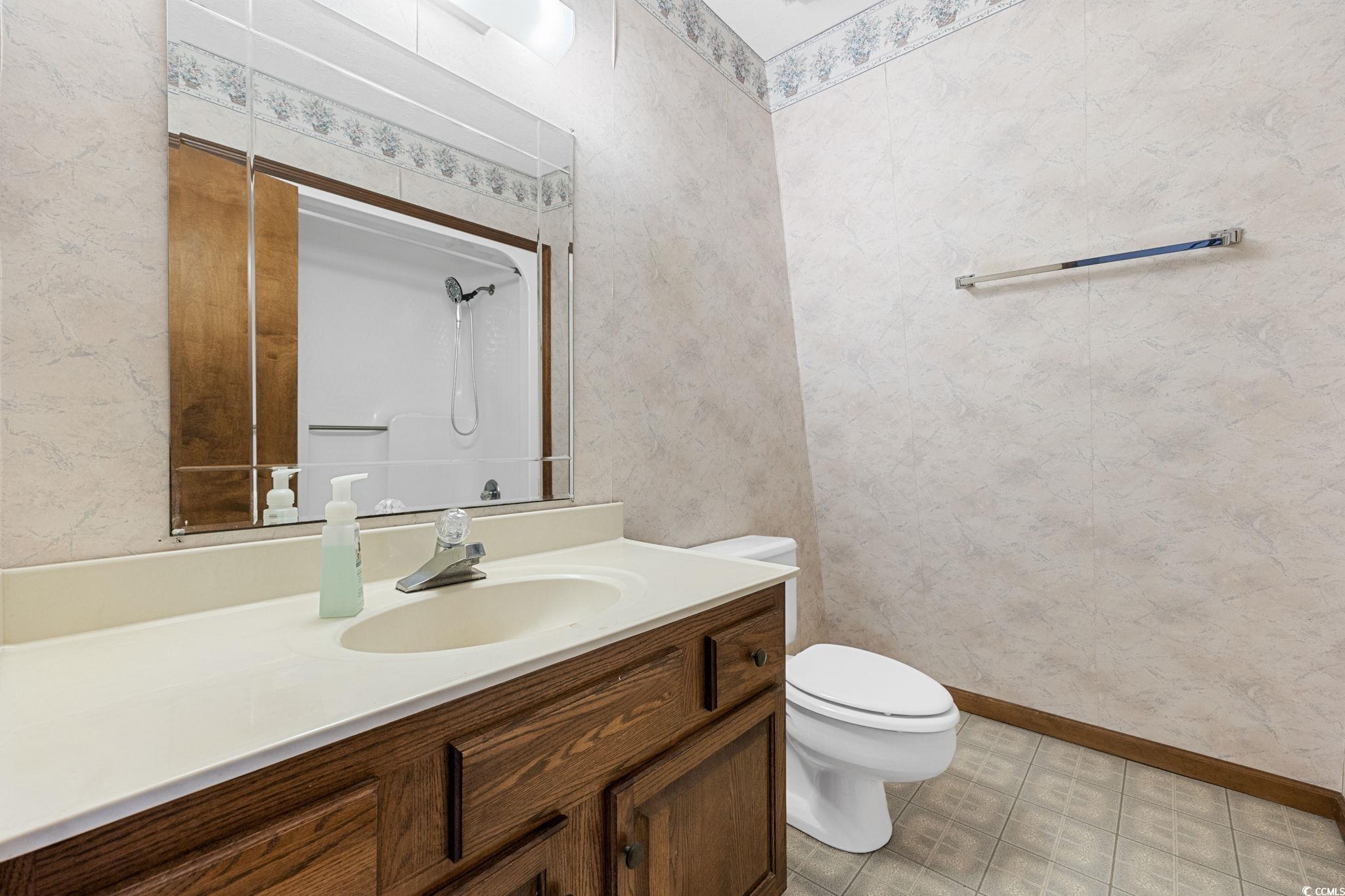 4860 Elm Rd. Property Photo 16