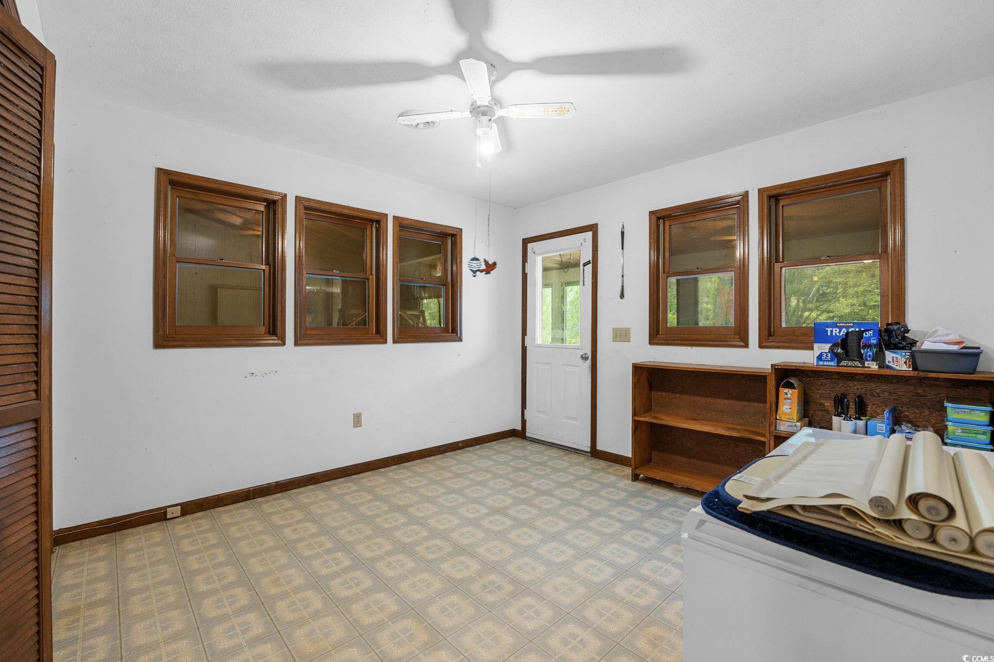 4860 Elm Rd. Property Photo 25